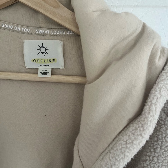 Aerie cropped fleece hoody - Picture 2 of 3